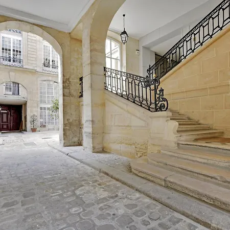 Pick A Flat's Apartements With Services In Louvre - Rue Des Halles Daire