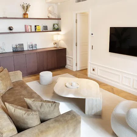 Pick A Flat's Apartements With Services In Louvre - Rue Des Halles * 巴黎
