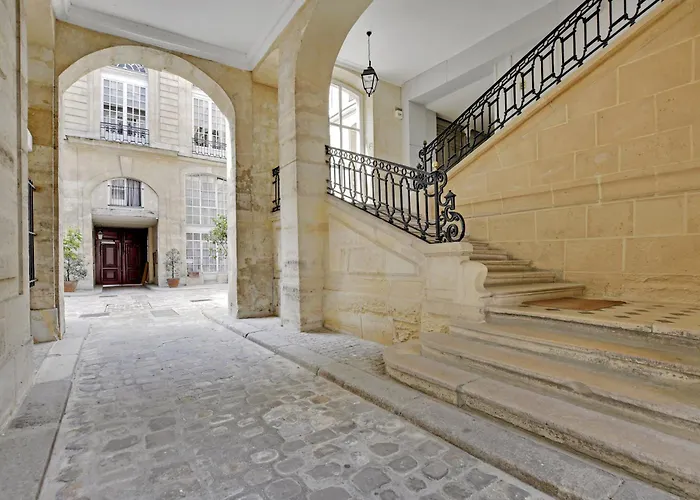 Pick A Flat's Apartements With Services In Louvre - Rue Des Halles アパート