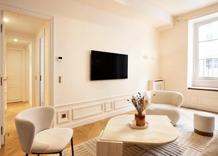 Pick A Flat's Apartements With Services In Louvre - Rue Des Halles